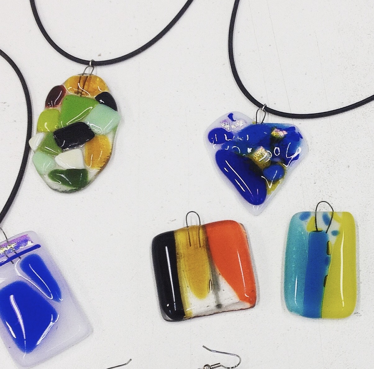 Easy Fused Glass Jewelry Pendants — No Mold Needed 